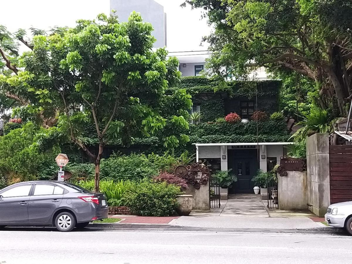 Guan Lun Hotel Hualien City Exterior photo